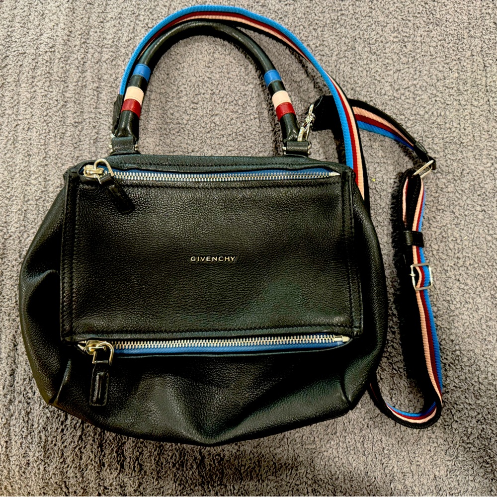 Givenchy Pandora